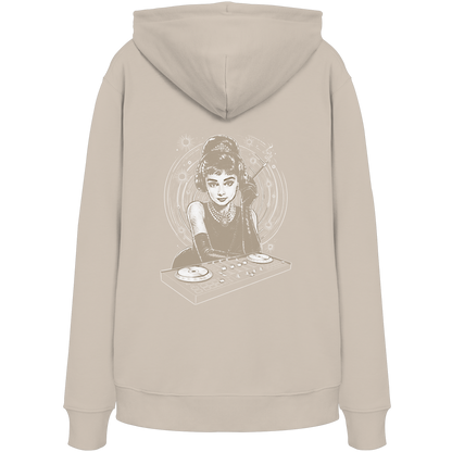 Audrey Hepburn stays unmoved on Bass - FILTHYBASS - Organic Hoodie - White & Earth Print