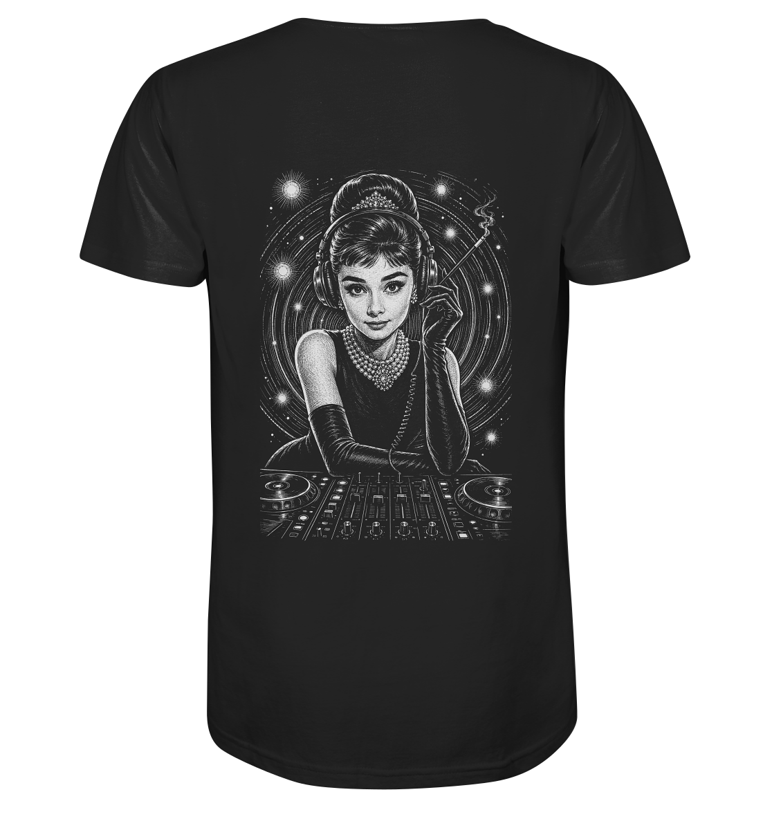 Audrey Hepburn houdt haar gezicht in de plooi - FILTHYBASS - V-Neck Shirt