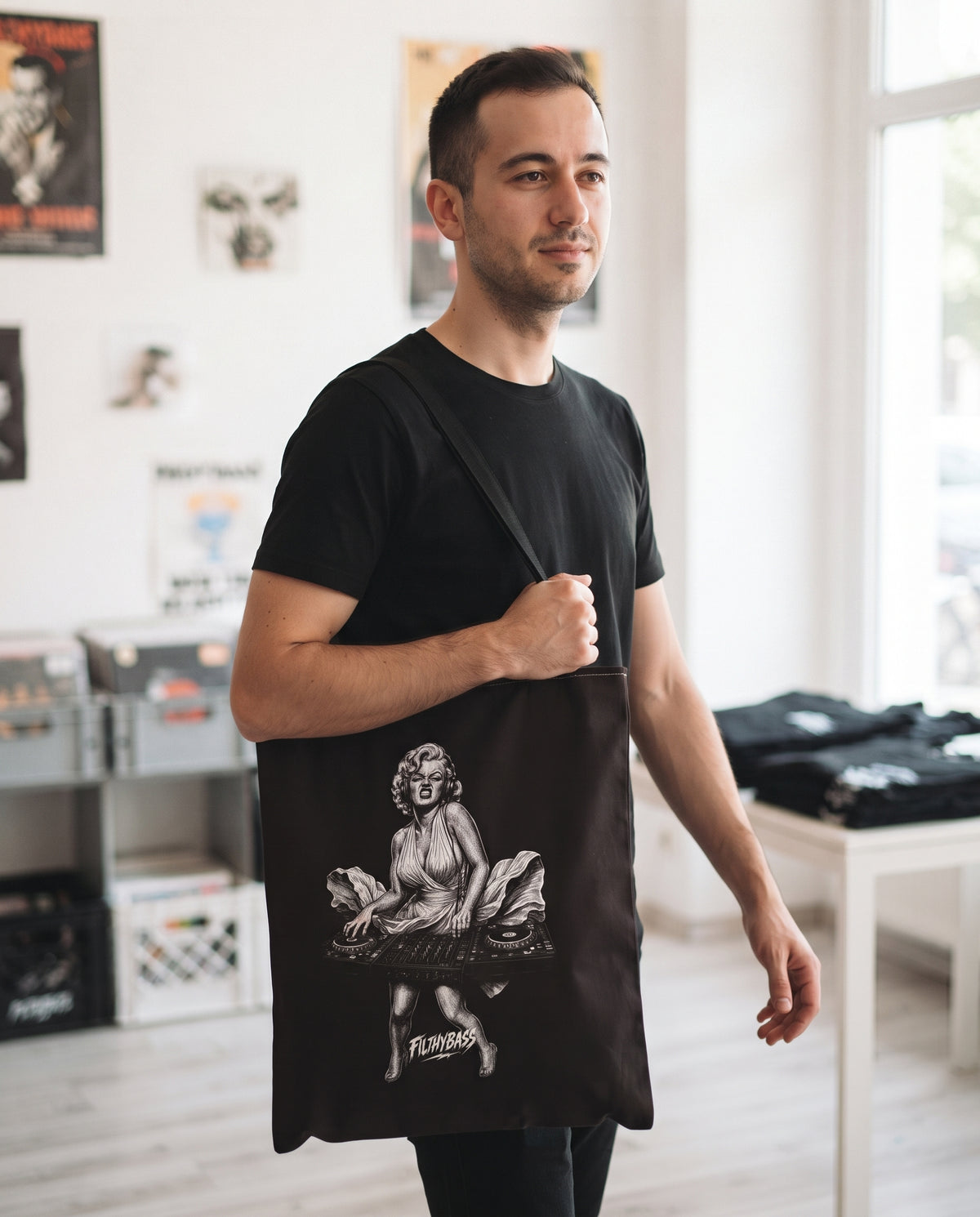 Marilyn Monroe's drop is just too much - FILTHYBASS - Tote Bag — lifestyle